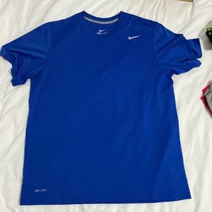 Nike drifit shirt never worn size L men’s